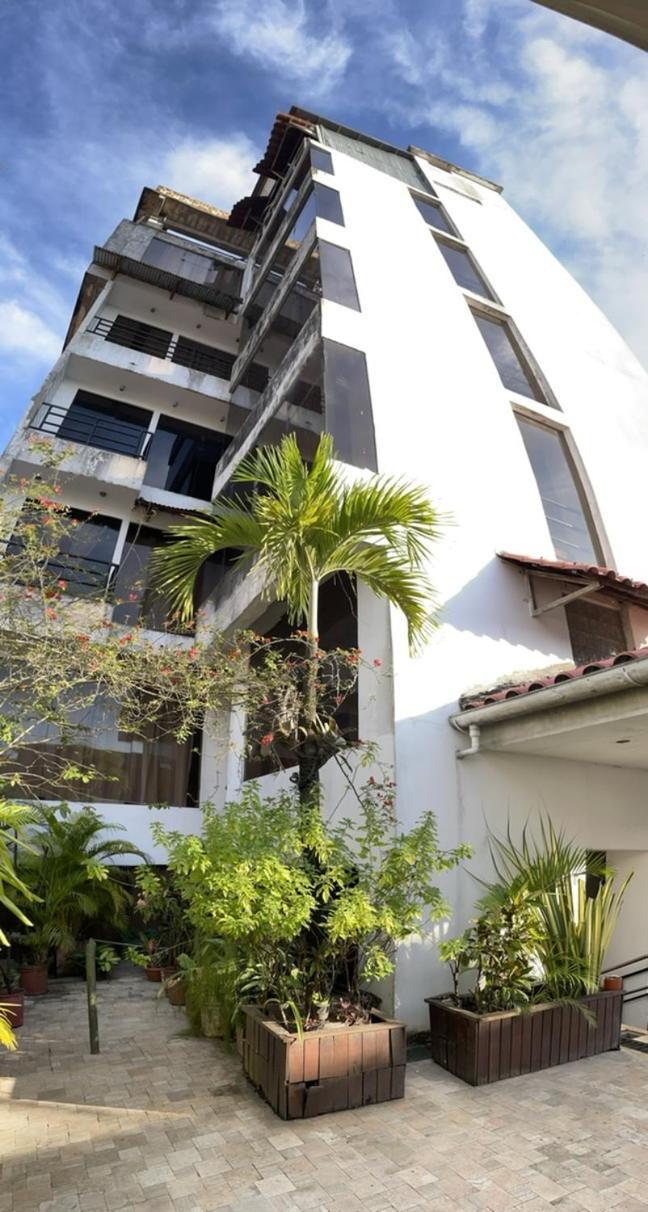Amazon Hotel Iquitos Buitenkant foto