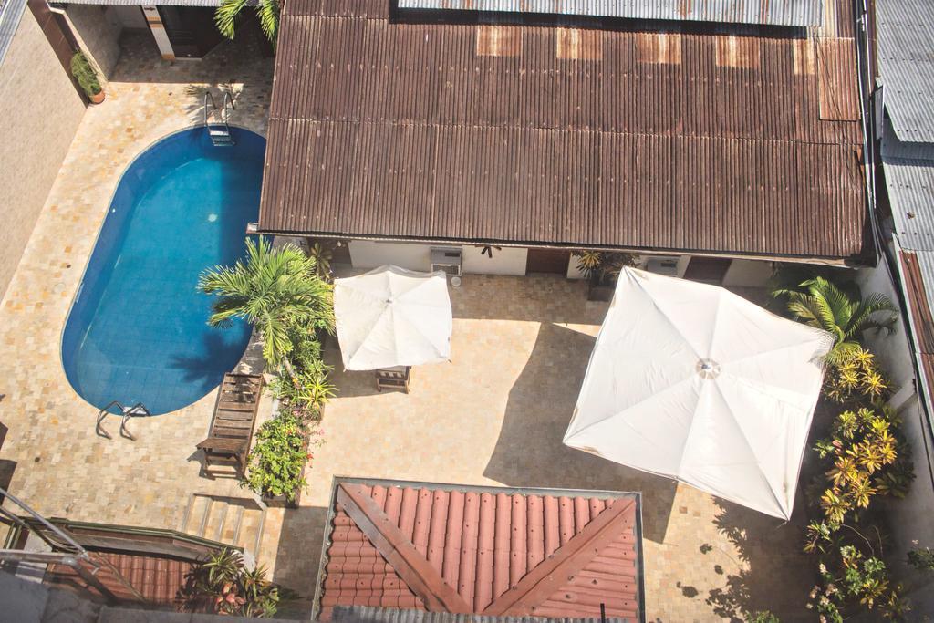Amazon Hotel Iquitos Buitenkant foto