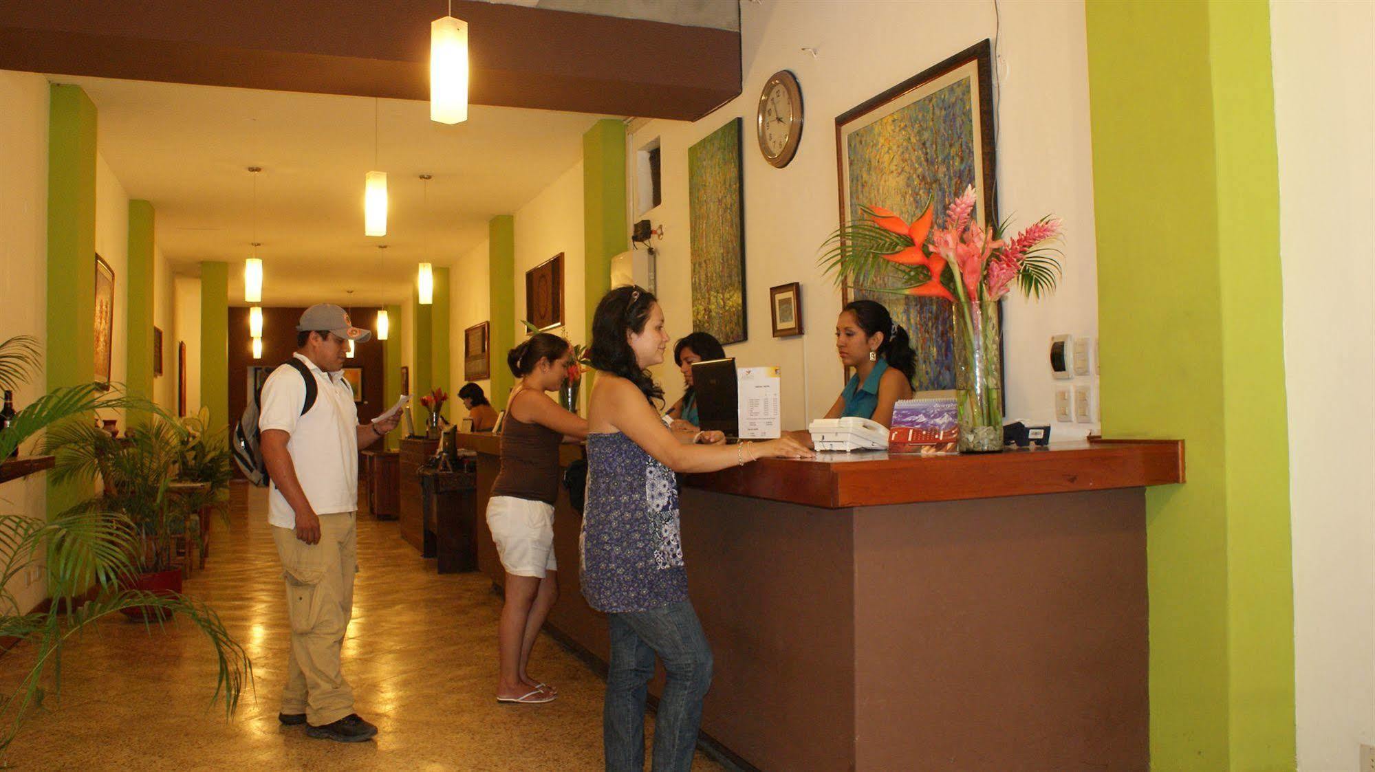 Amazon Hotel Iquitos Interieur foto